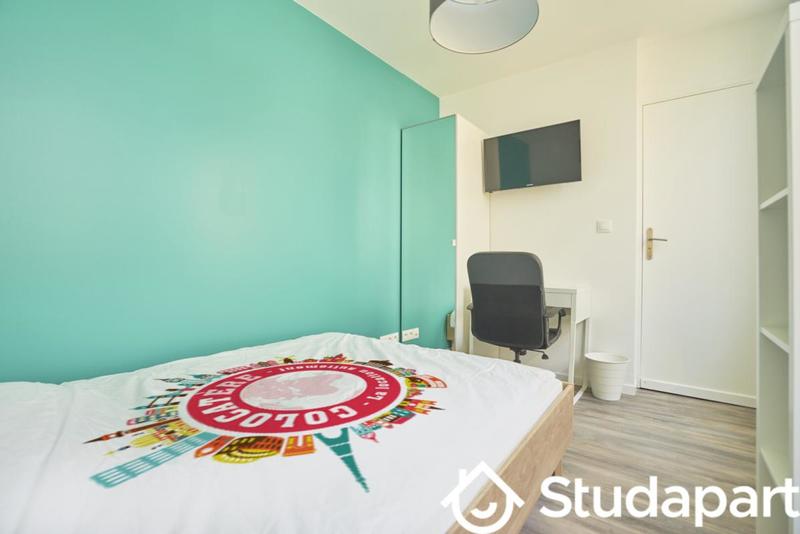 Chambre - 13 m² - 1 pièce