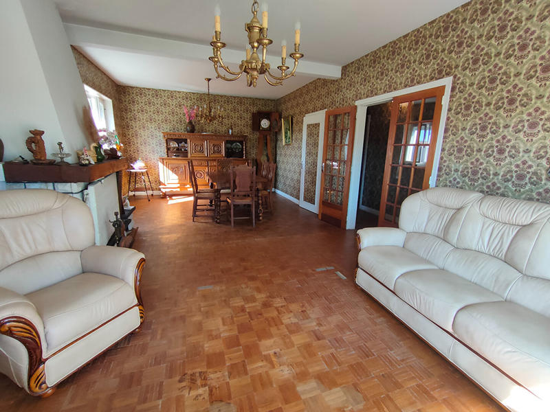 Maison - 115 m² - 6 pièces