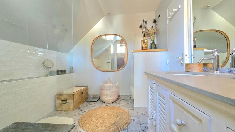 Maison - 145 m² - 6 pièces