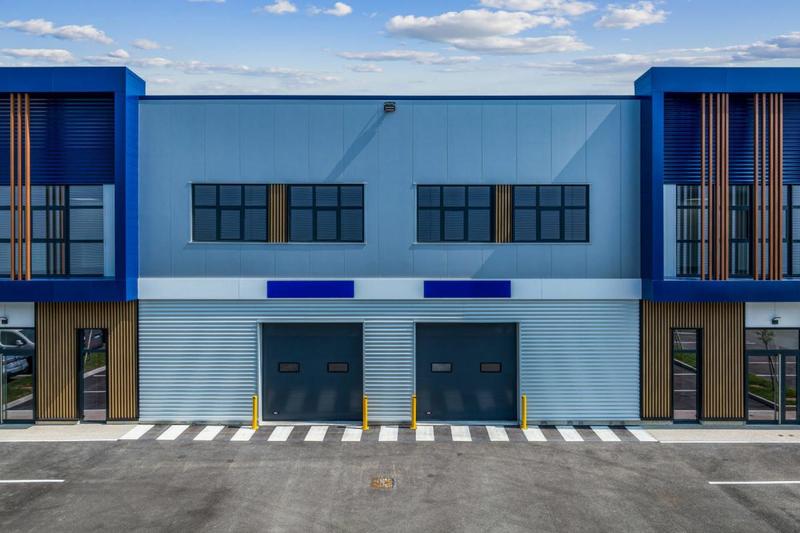 Local d'activités - 533 m²