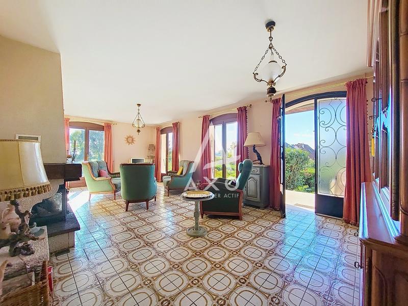 Maison - 104 m² - 5 pièces