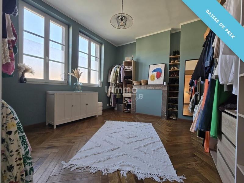 Maison - 177 m² - 6 pièces