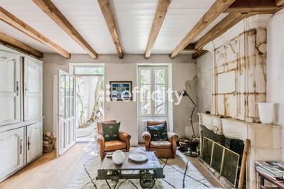 Maison - 192 m² - 9 pièces