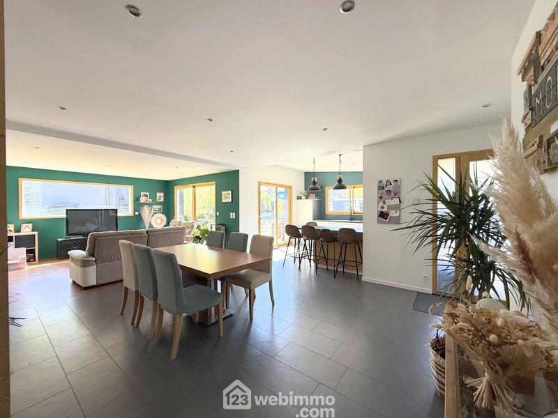 Maison - 150 m² - 6 pièces