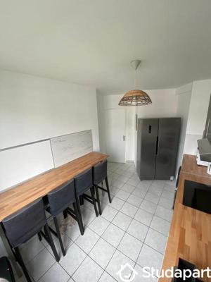 Chambre - 9 m² - 1 pièce