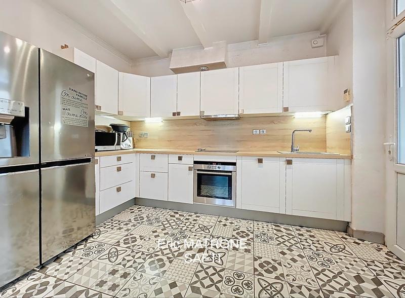 Maison - 140 m² - 5 pièces