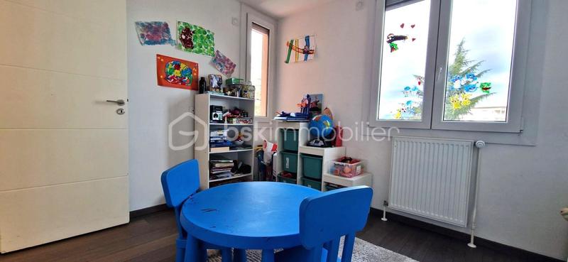 Appartement - 94 m² - 5 pièces