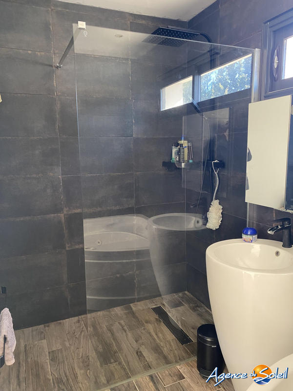 Maison - 104 m² - 3 pièces