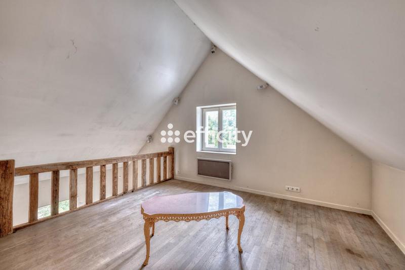 Demeure - 270 m² - 8 pièces