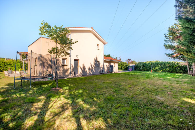 Maison - 140 m² - 5 pièces