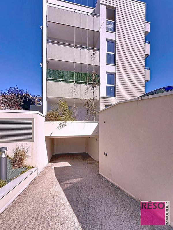 Appartement - 76 m² - 4 pièces