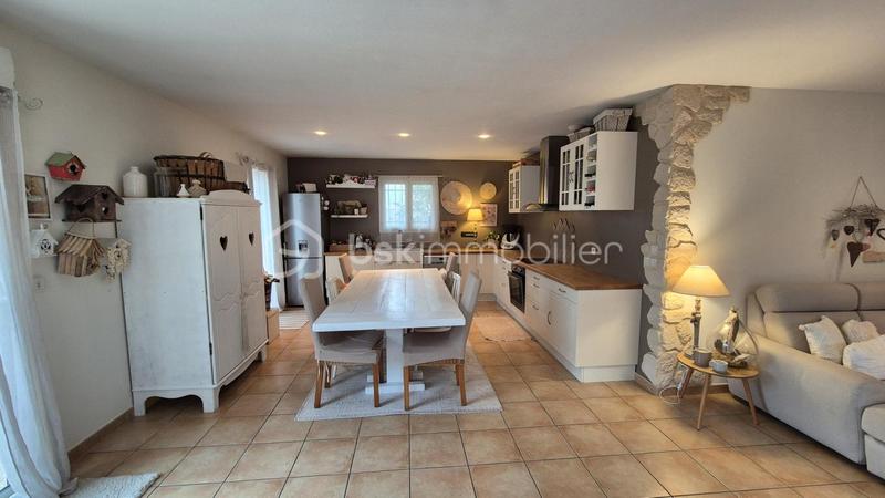 Villa - 98 m² - 5 pièces