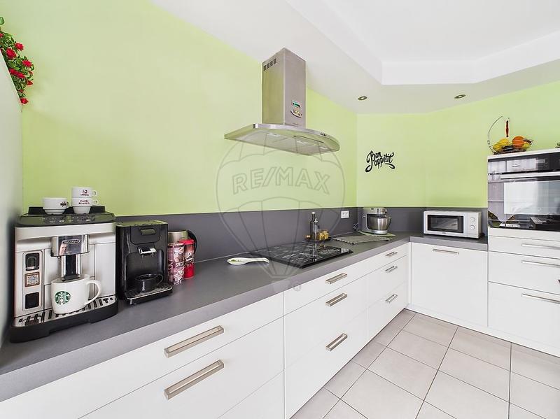 Maison - 103 m² - 5 pièces