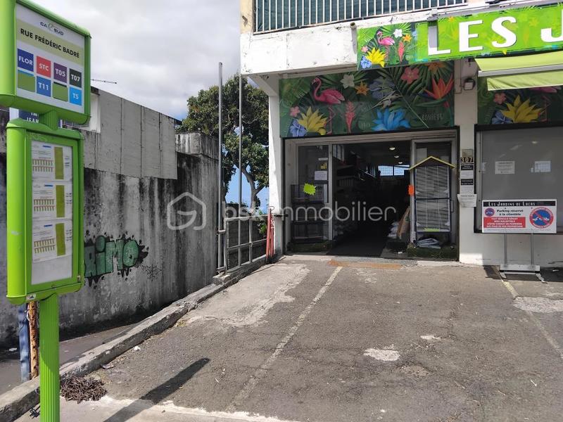 Local commercial - 440 m² - 1 pièce