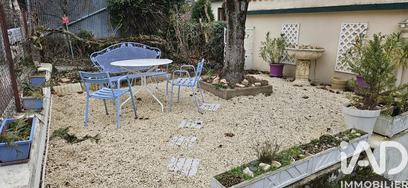 Maison - 356 m² - 15 pièces