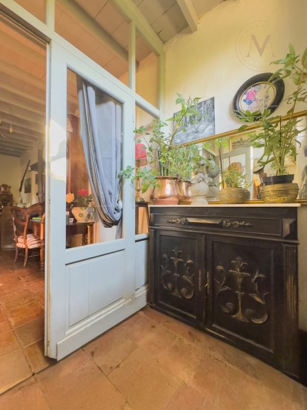 Maison - 273 m² - 7 pièces