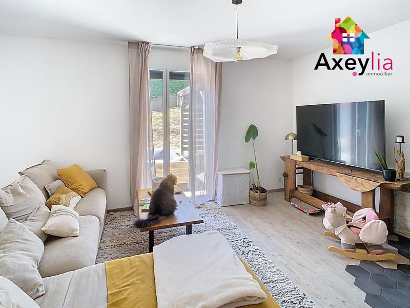 Maison - 111 m² - 6 pièces