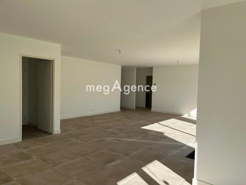 Maison - 122 m² - 4 pièces