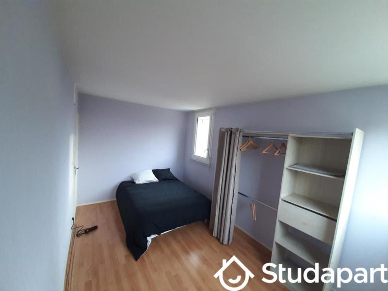 Chambre - 12 m² - 1 pièce