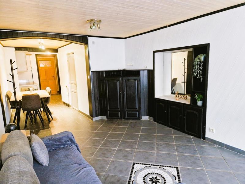 Appartement - 85 m² - 5 pièces