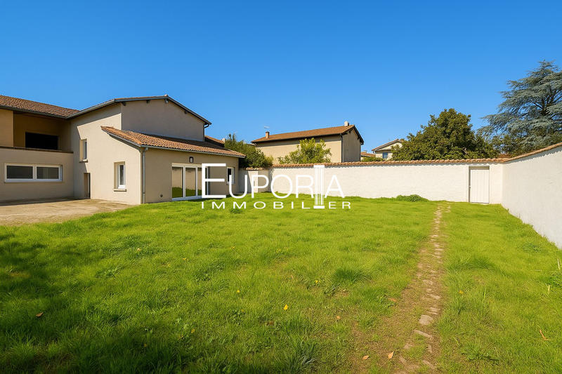 Maison - 130 m² - 4 pièces