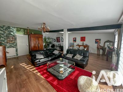 Maison - 195 m² - 5 pièces
