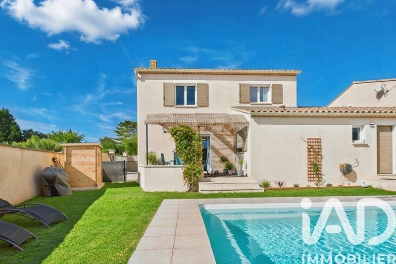 Maison - 110 m² - 6 pièces