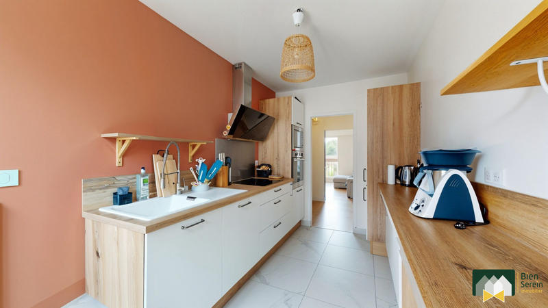 Appartement - 92 m² - 4 pièces