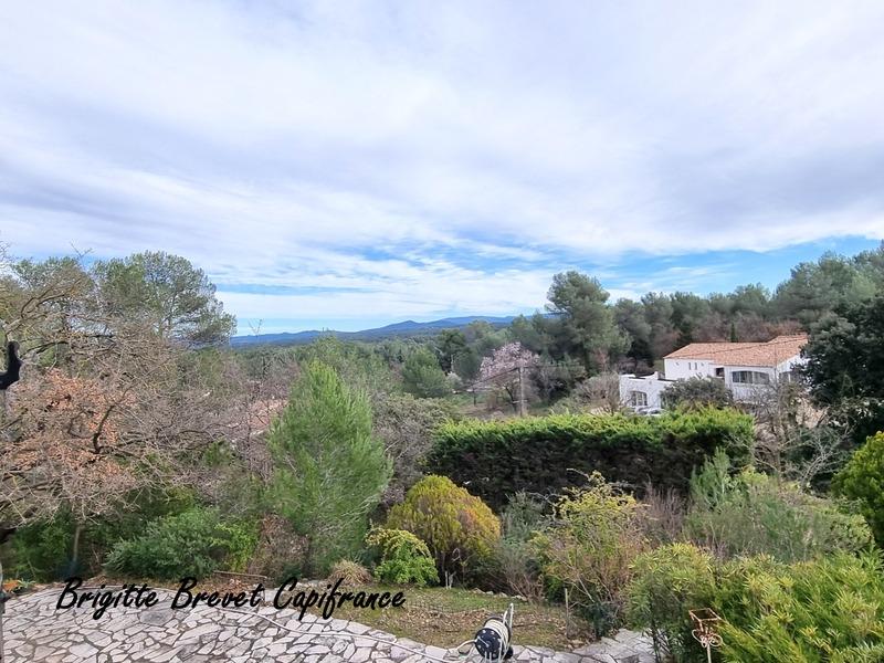 Maison - 176 m² - 7 pièces