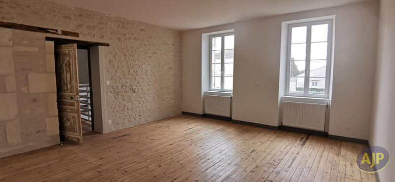 Maison - 275 m² - 6 pièces