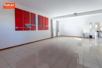 Local commercial - 70 m² - 3 pièces