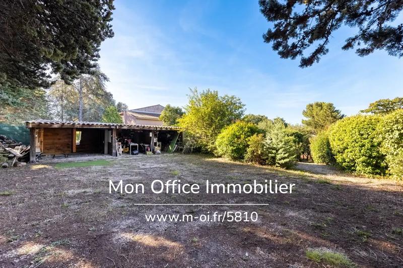 Villa - 316 m² - 9 pièces