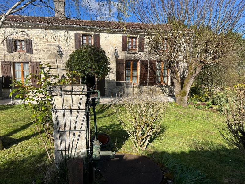 Maison - 150 m² - 7 pièces