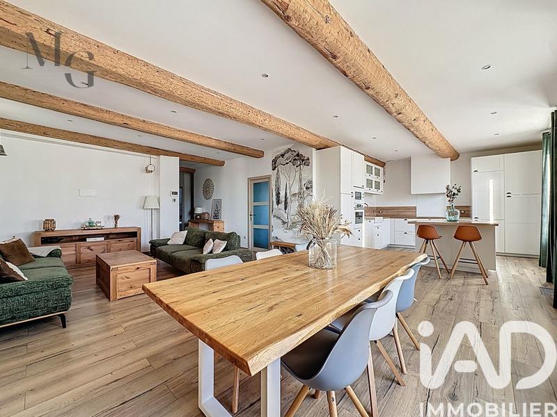 Maison de village - 140 m² - 4 pièces