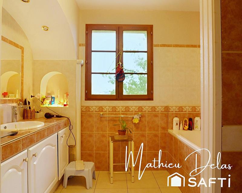 Maison - 117 m² - 4 pièces