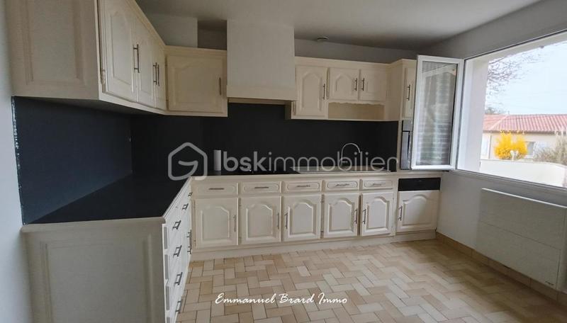 Maison traditionnelle - 92 m² - 4 pièces