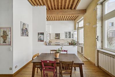 Appartement - 84 m² - 3 pièces