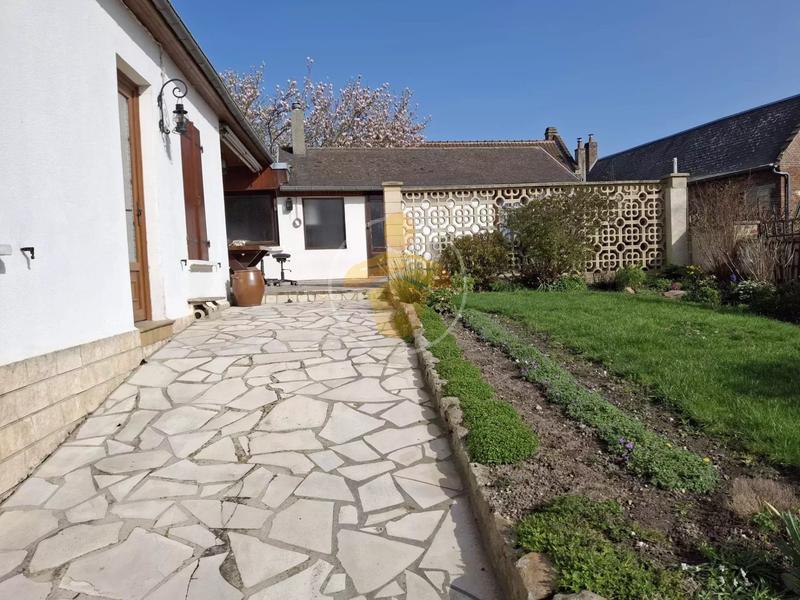 Maison - 77 m² - 5 pièces