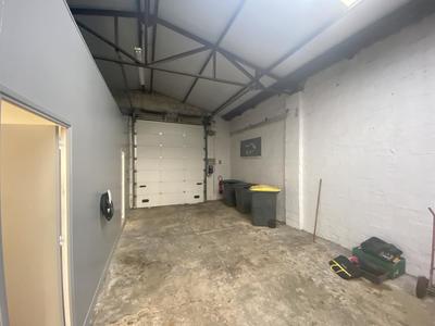 Local d'activité / Entrepôt - 400 m²