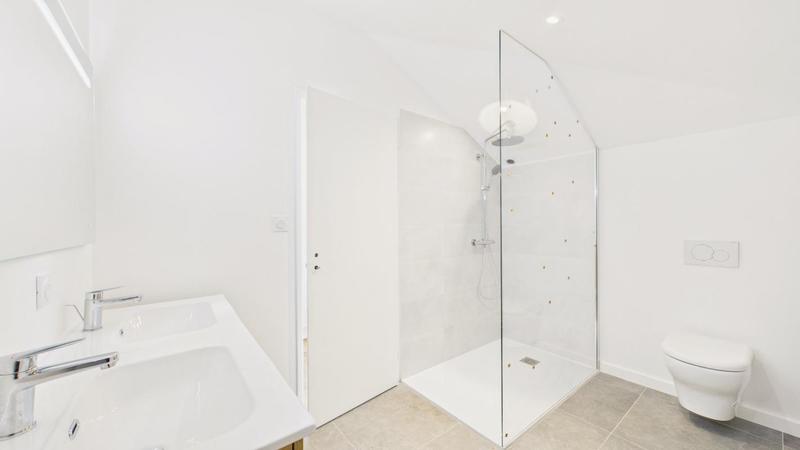 Maison - 169 m² - 7 pièces