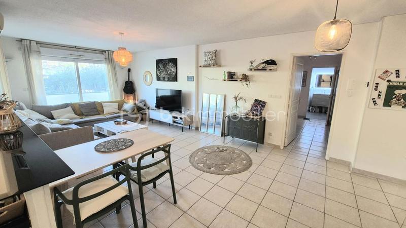 Appartement - 74 m² - 3 pièces