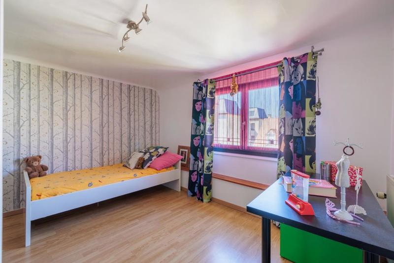 Maison - 205 m² - 8 pièces