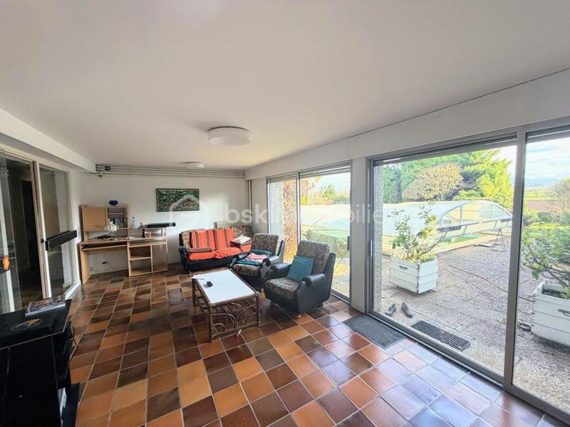 Maison d'architecte - 320 m² - 10 pièces