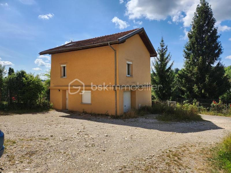 Maison traditionnelle - 91 m² - 4 pièces