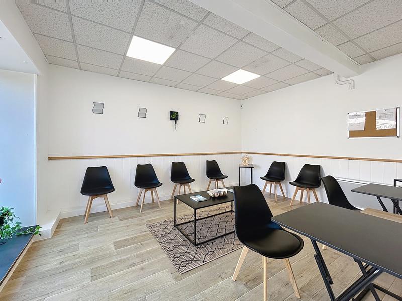 Local d'activités - 53 m² - 3 pièces