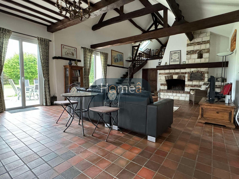 Propriété - 249 m² - 7 pièces