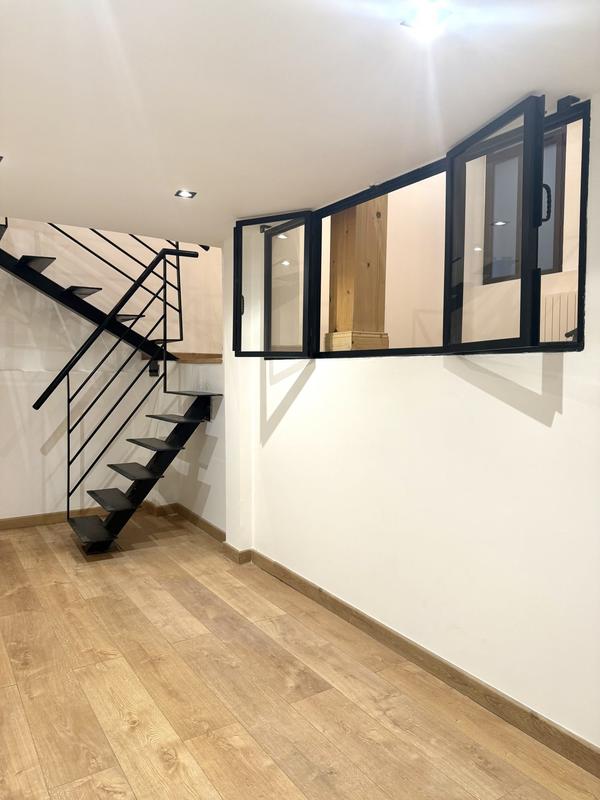 Loft - 40 m² - 2 pièces