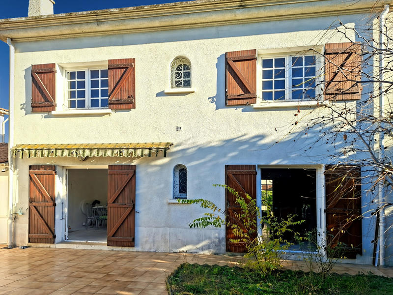 Villa - 150 m² - 6 pièces