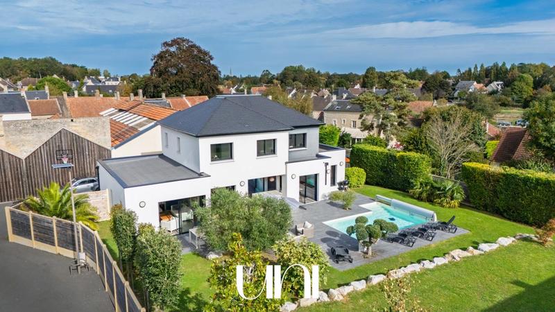 Maison - 185 m² - 6 pièces