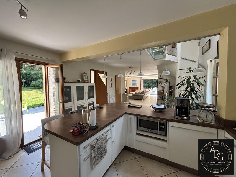 Villa - 170 m² - 6 pièces